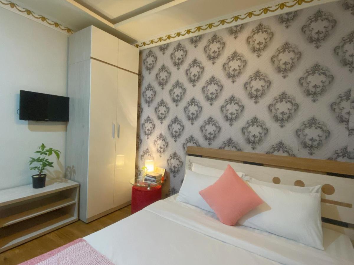 Crowne Bui Vien Hotel Хошимін Екстер'єр фото