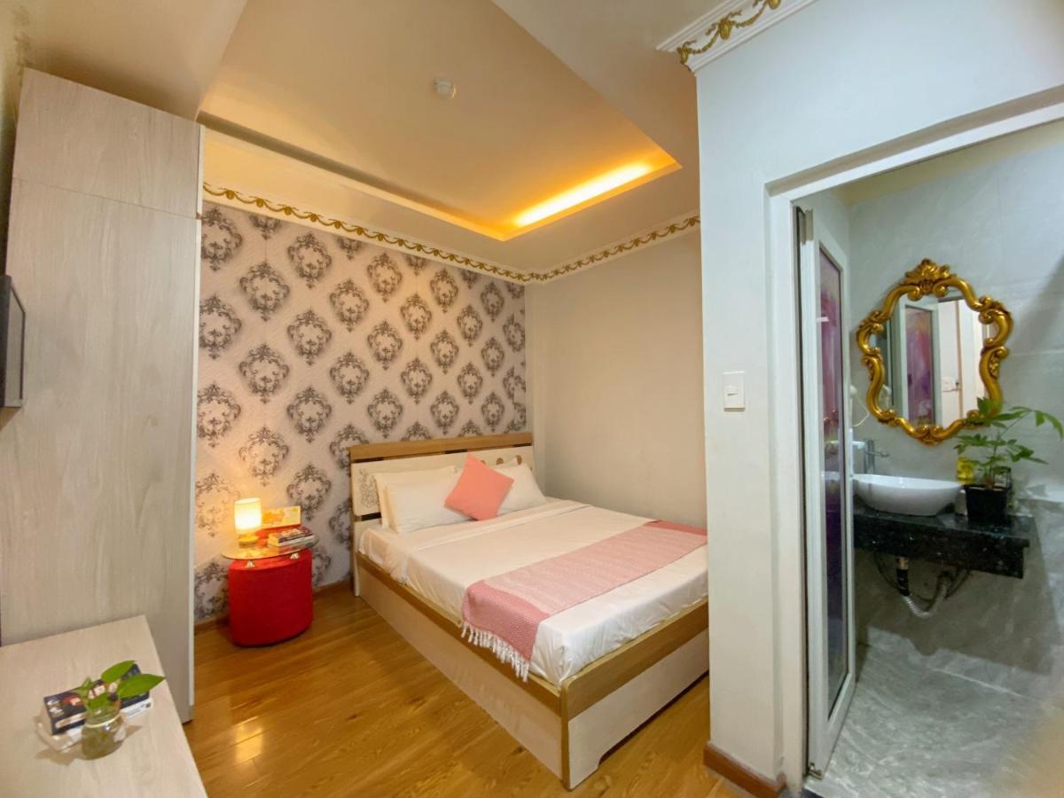 Crowne Bui Vien Hotel Хошимін Екстер'єр фото