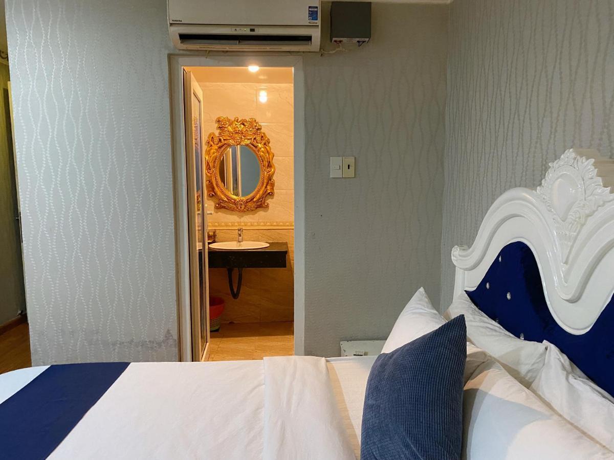 Crowne Bui Vien Hotel Хошимін Екстер'єр фото