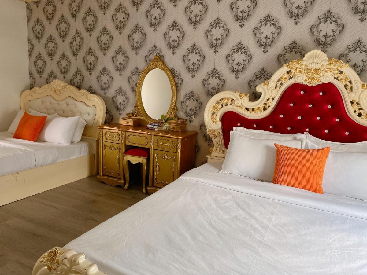 Crowne Bui Vien Hotel Хошимін Екстер'єр фото