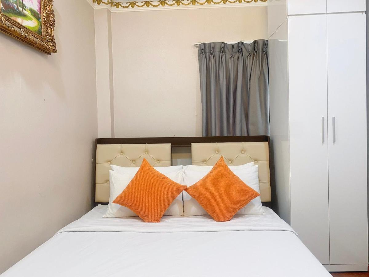 Crowne Bui Vien Hotel Хошимін Екстер'єр фото