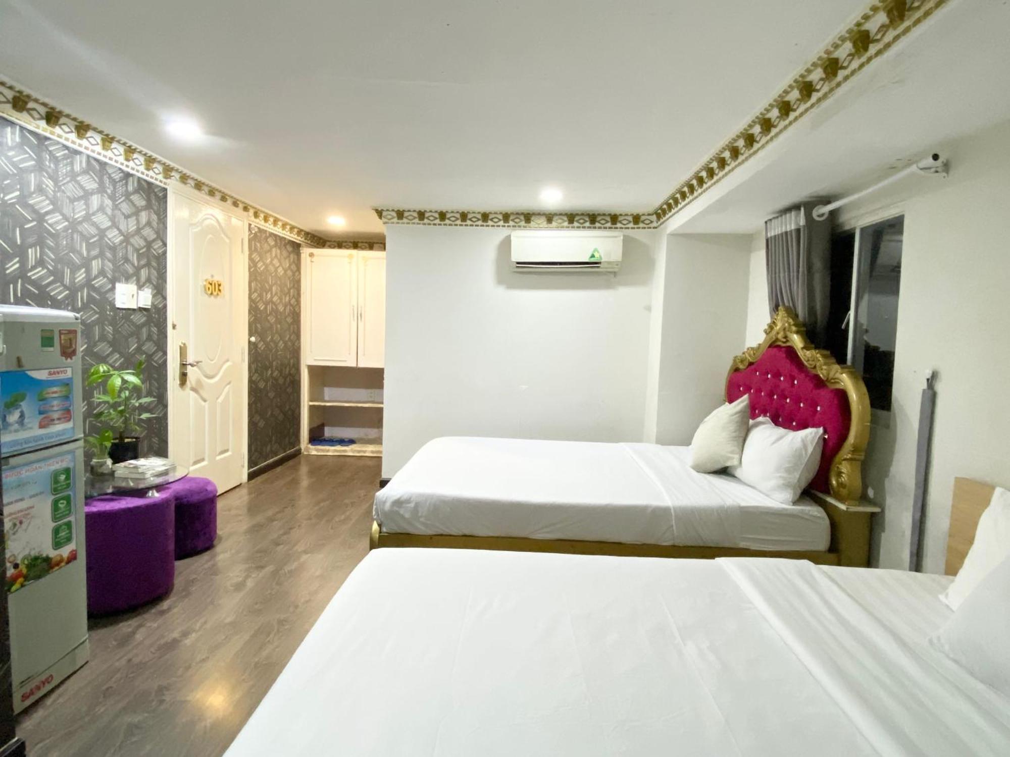Crowne Bui Vien Hotel Хошимін Екстер'єр фото